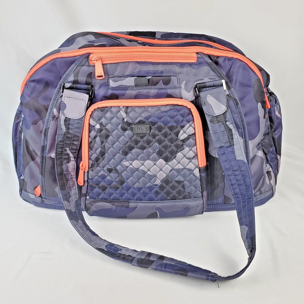 Lug Propeller-Camo Pink L401 Carry all Bag/Weekend Bag/or Gym Bag
